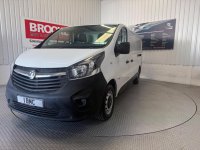 VAUXHALL VIVARO